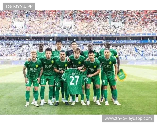 前锋倒钩+回旋球共同铸就绝美进球成球迷心中经典